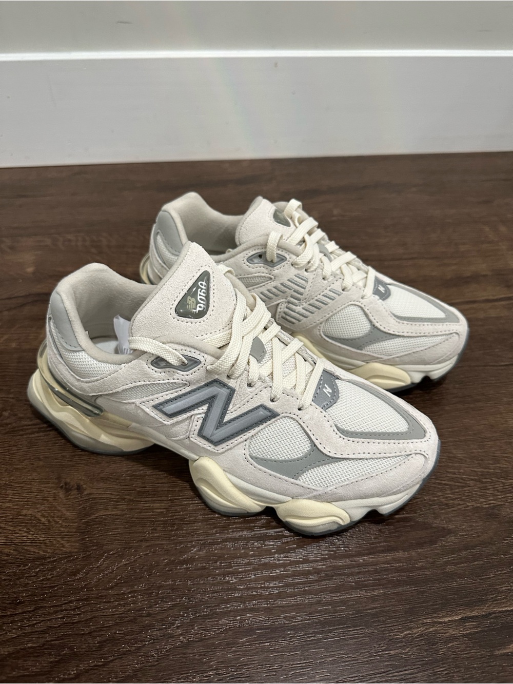 New Balance 9060 Sneakers